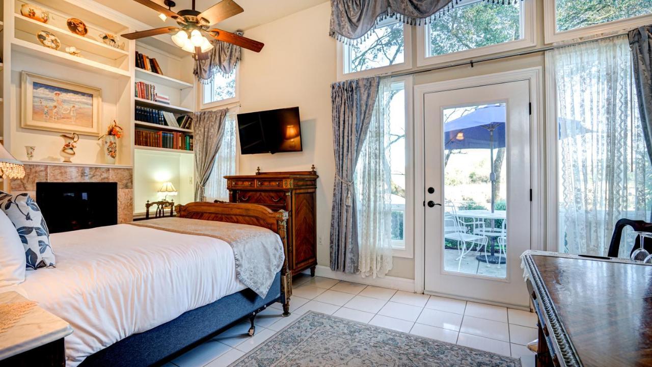 The River Belle Inn ฮีลด์สเบิร์ก ภายนอก รูปภาพ