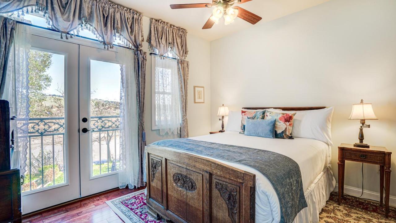 The River Belle Inn ฮีลด์สเบิร์ก ภายนอก รูปภาพ