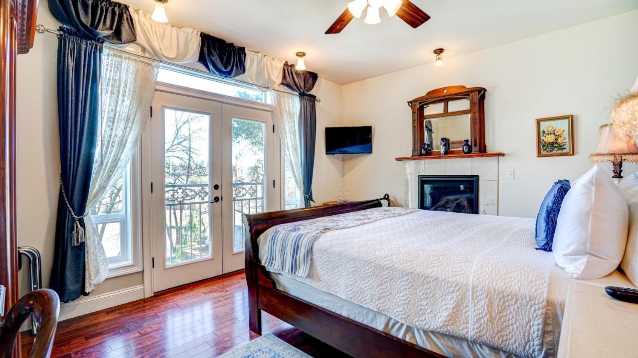 The River Belle Inn ฮีลด์สเบิร์ก ภายนอก รูปภาพ