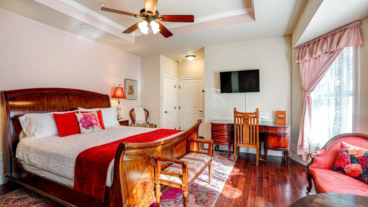 The River Belle Inn ฮีลด์สเบิร์ก ภายนอก รูปภาพ