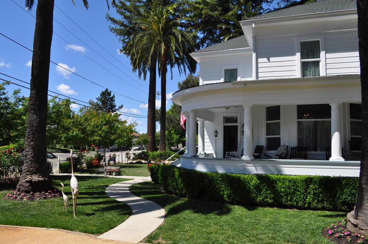 The River Belle Inn ฮีลด์สเบิร์ก ภายนอก รูปภาพ